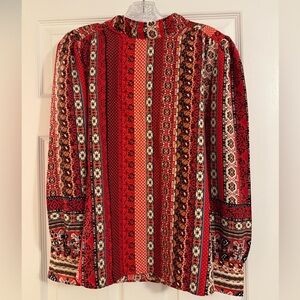 Perfect condition! Never worn. No rips, tears or snags.